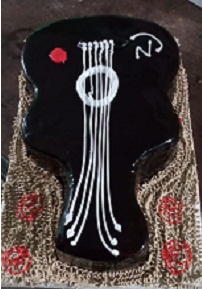 Chocolate Guitar Cake